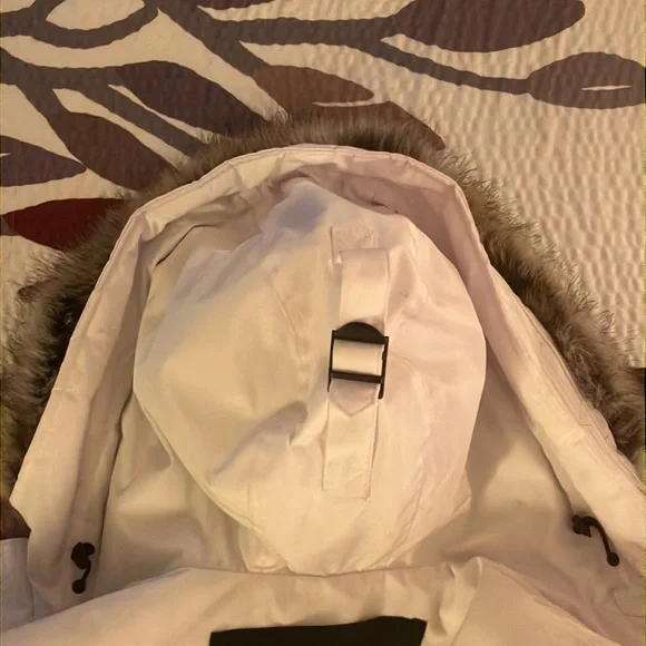 Michael Kors Winter Coat - Picture 5 of 6